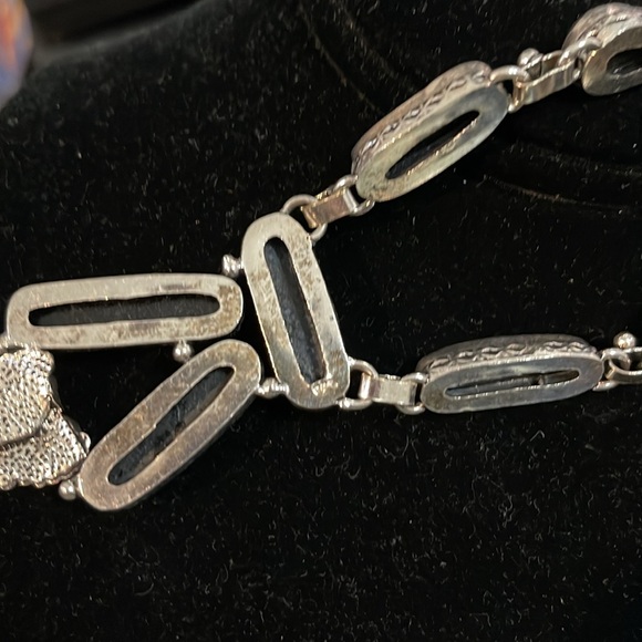 Necklace ~ Iridescent Colors! Hints of orange green blue gold purple - Picture 3 of 9